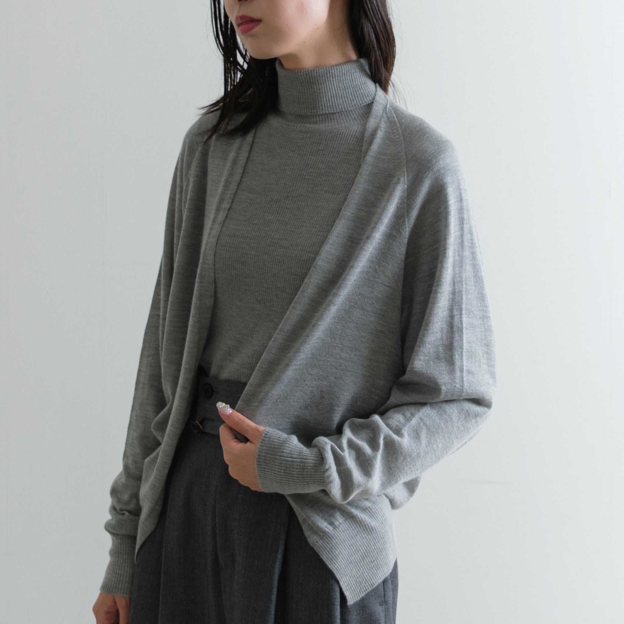 STH  カシミヤシルク タートルネックリブプルオーバー