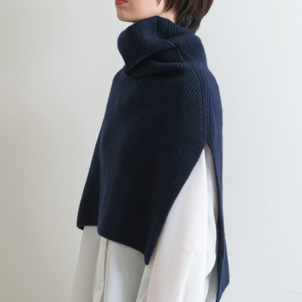 SAPNAA カシミヤ 片畦ポンチョ – TOYOBOSHI
