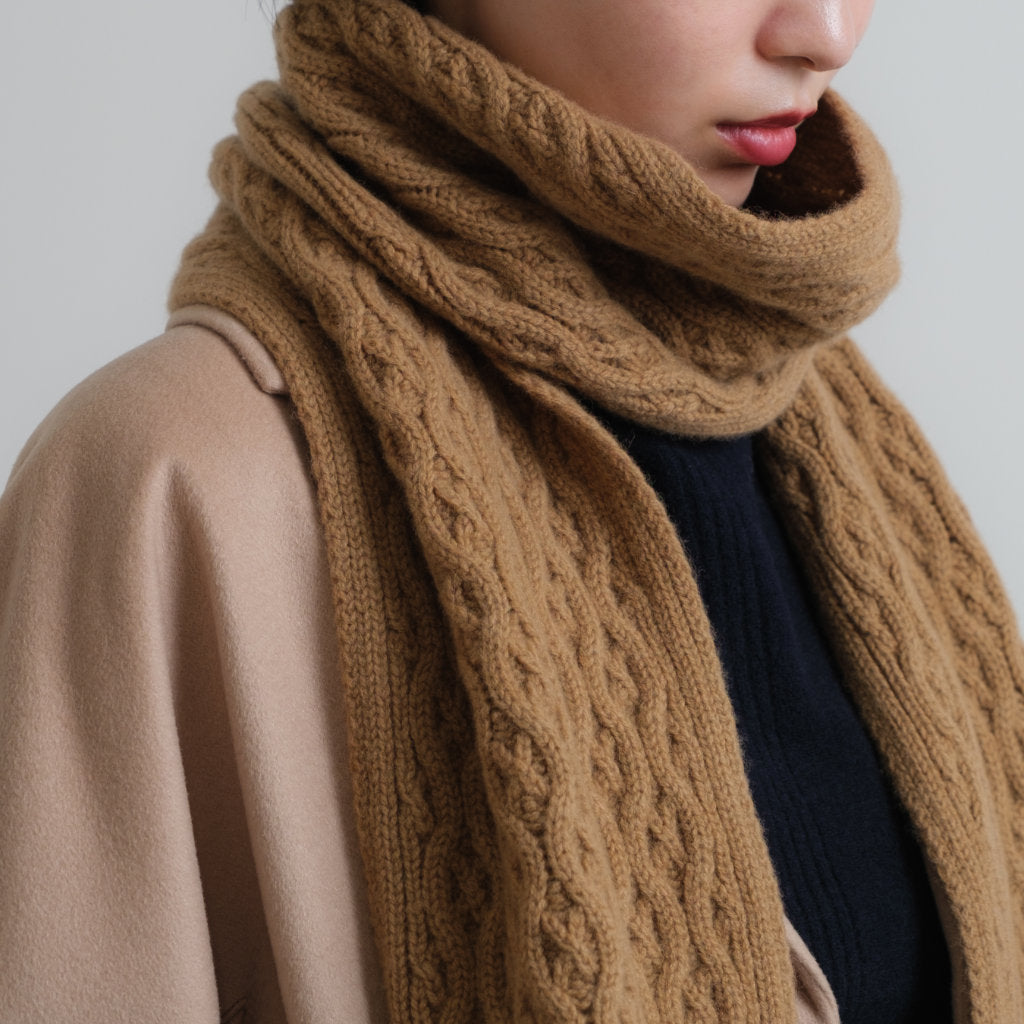 IASON wool cable knit scarf