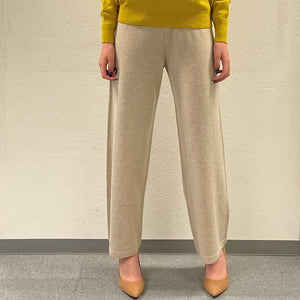 AMANDA カシミヤ セミフレアパンツ